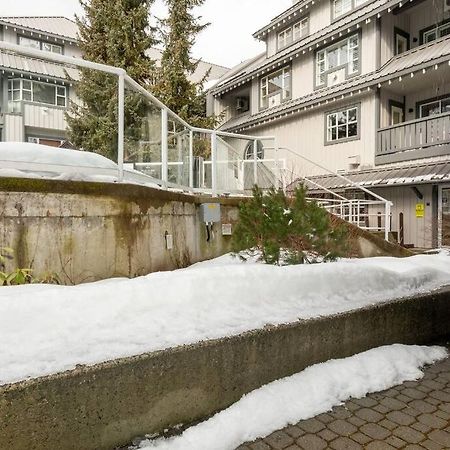 Prime Location, Ski In/Out Whistler Condo Exterior photo